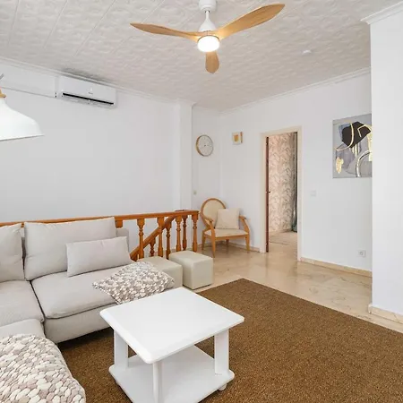Andalucian House, Few Minutes From The * Fuengirola