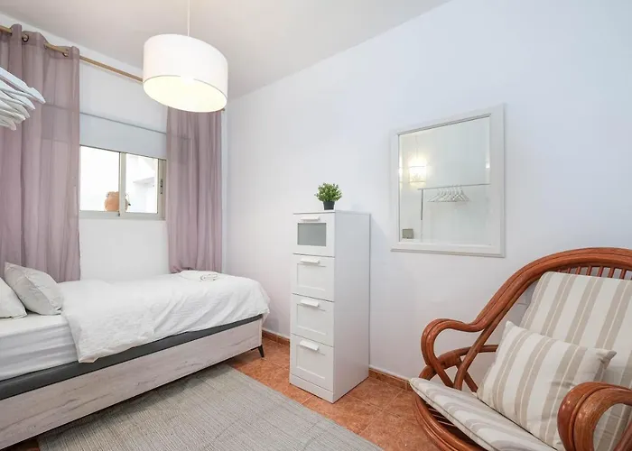 Villa Andalucian House, Few Minutes From The Fuengirola