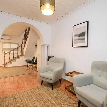 Andalucian House, Few Minutes From The *