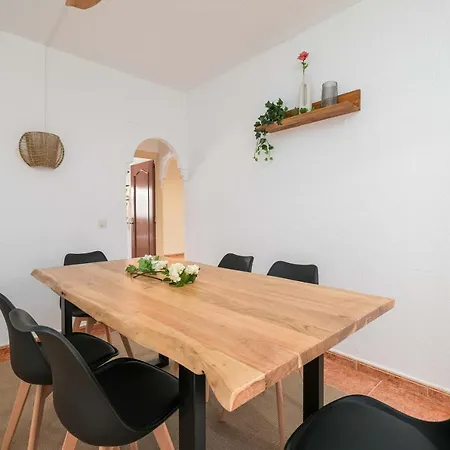 Villa Andalucian House, Few Minutes From The