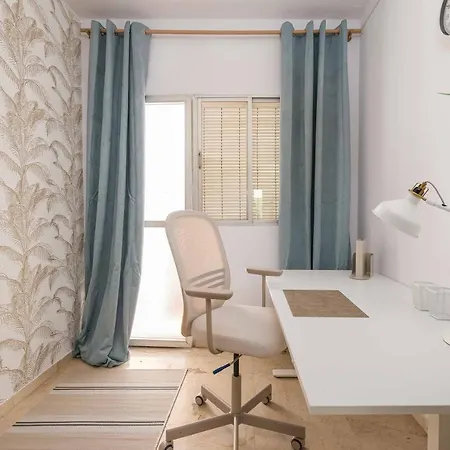 Villa Andalucian House, Few Minutes From The *