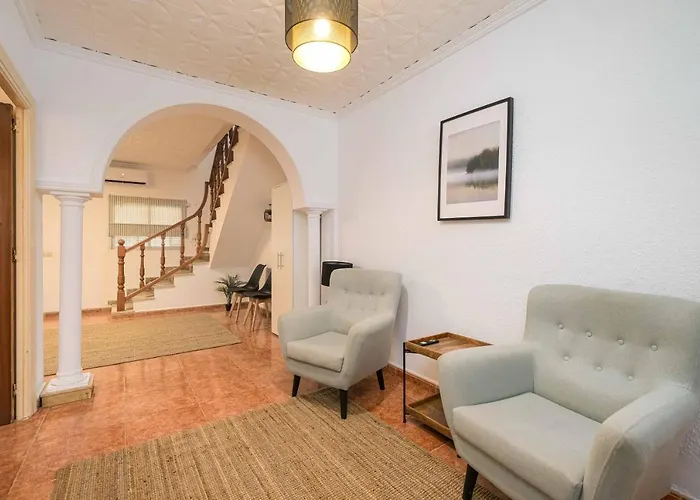 Andalucian House, Few Minutes From The *