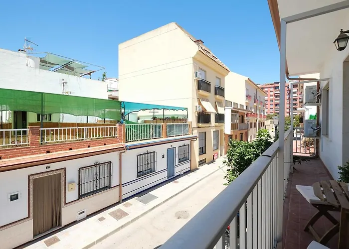 Вилла Andalucian House, Few Minutes From The Фуэнхирола