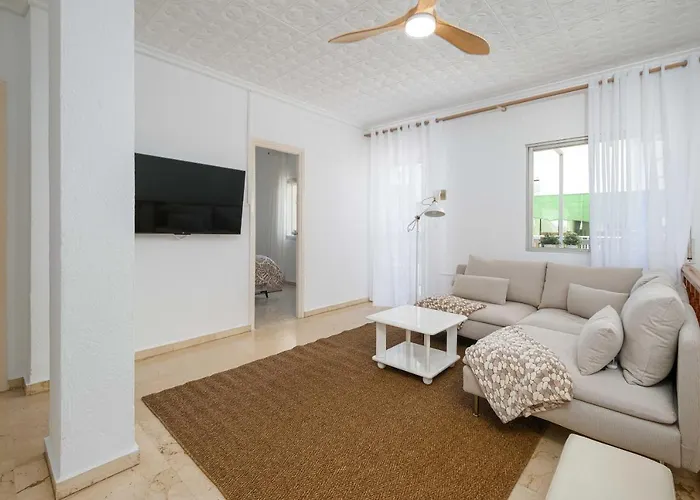 Andalucian House, Few Minutes From The Фуэнхирола