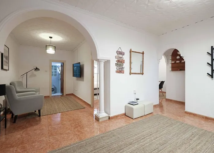 Andalucian House, Few Minutes From The Villa *